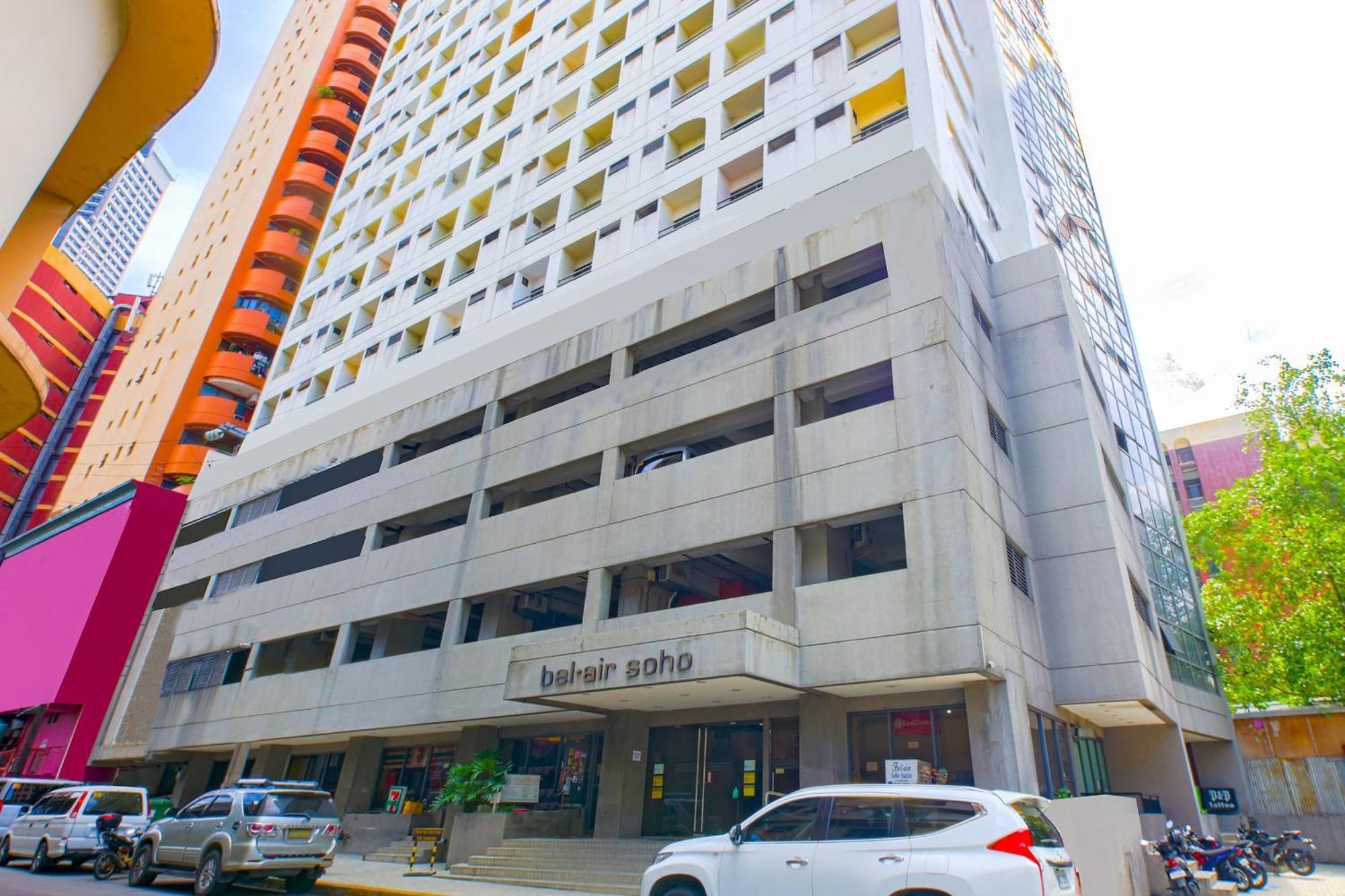 Oyo 769 Poblacion Suites Polaris Makati City Exterior photo